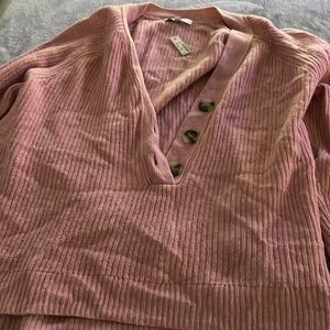 Pink v neck sweater